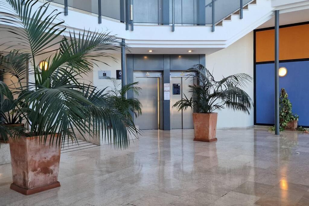 Apartment With Free Parking And Pool Bormujos Extérieur photo