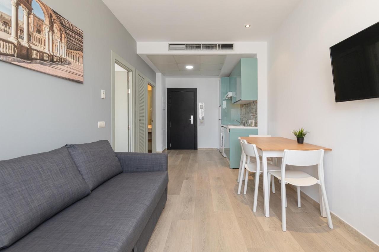 Apartment With Free Parking And Pool Bormujos Extérieur photo