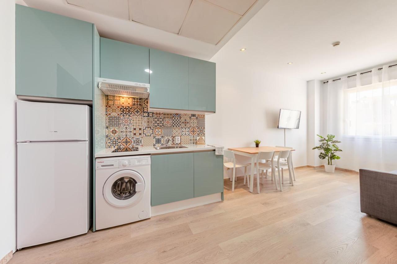 Apartment With Free Parking And Pool Bormujos Extérieur photo