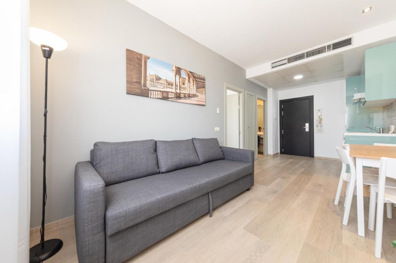 Apartment With Free Parking And Pool Bormujos Extérieur photo