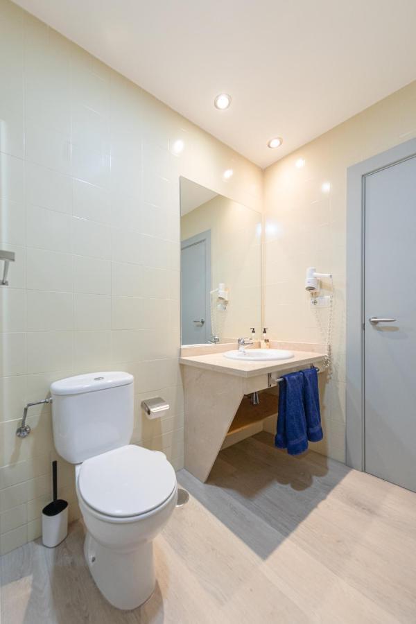 Apartment With Free Parking And Pool Bormujos Extérieur photo