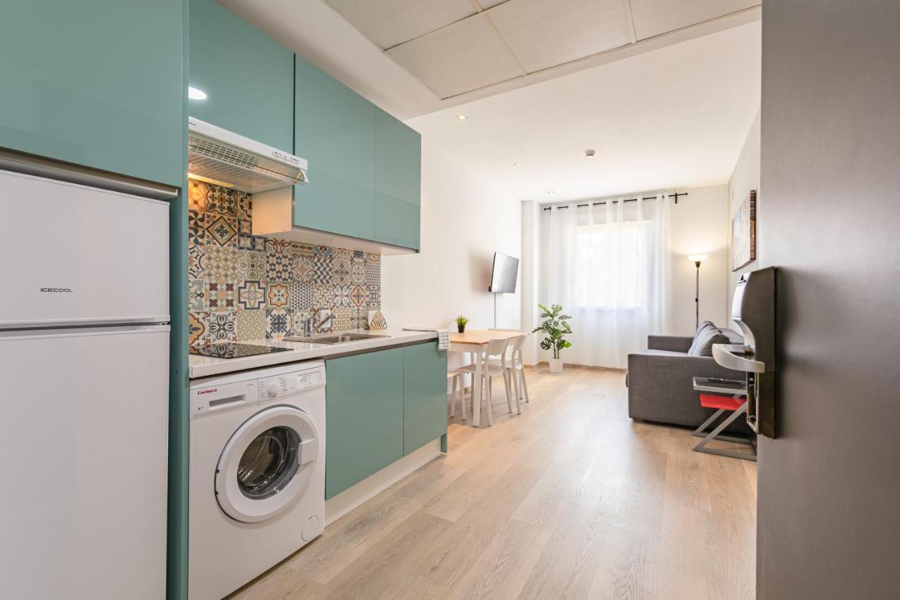 Apartment With Free Parking And Pool Bormujos Extérieur photo