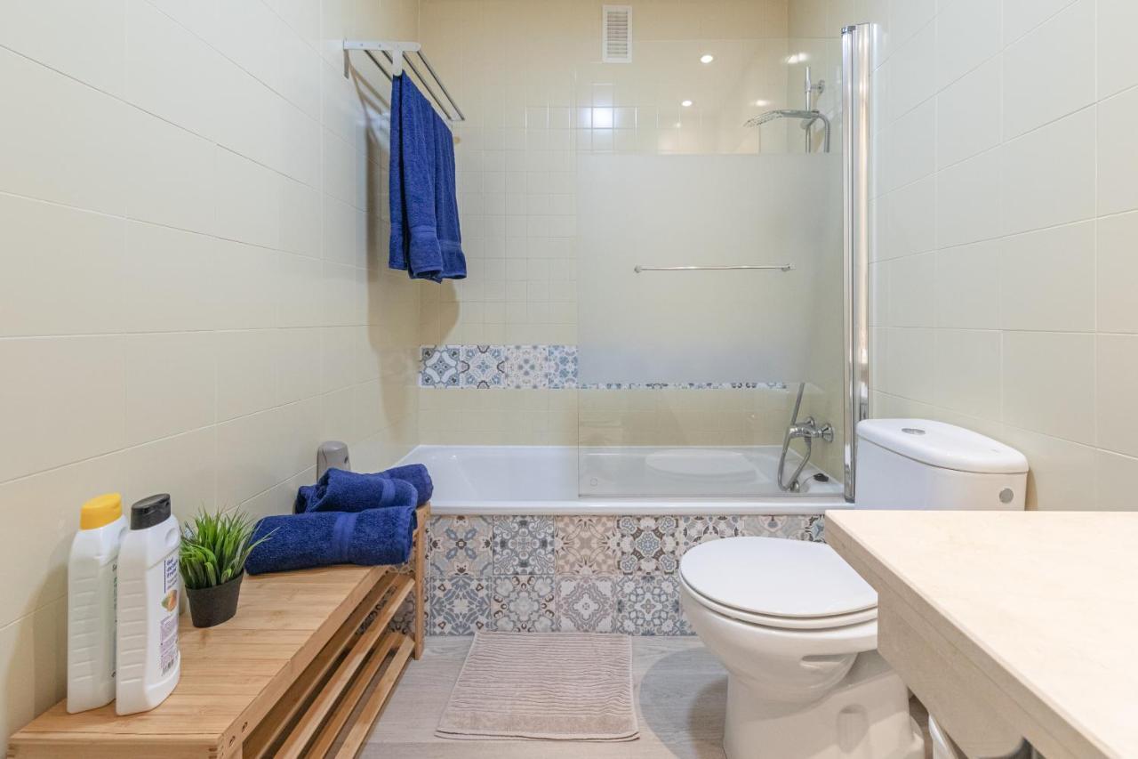 Apartment With Free Parking And Pool Bormujos Extérieur photo